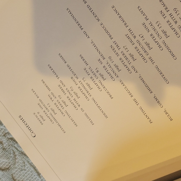 Book,Flower,"Growing Fragrant  Flowers" Lg.Coffee table book.Like NEW - Picture 15 of 16